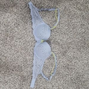 Baby Blue/Yellow Victoria Secret 32D Bra